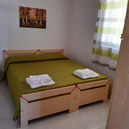Intera Sicily Domus Tra Siracusa E Catania