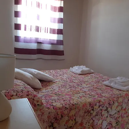 Intera Sicily Domus Tra Siracusa E Catania Сasa de vacaciones *