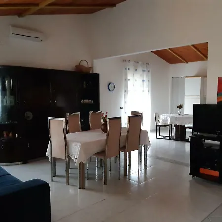 Сasa de vacaciones Intera Sicily Domus Tra Siracusa E Catania *